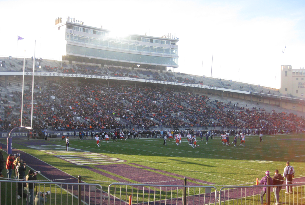 northwestern illinois football 2022 001 1024x689 - Illinois vs Northwestern Football at Ryan Field 2022